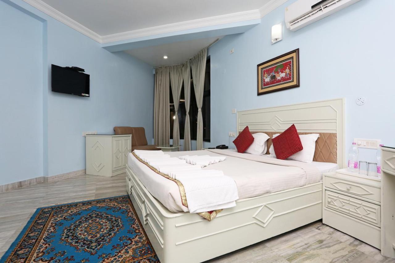 Hotel Niladri Puri Exterior photo