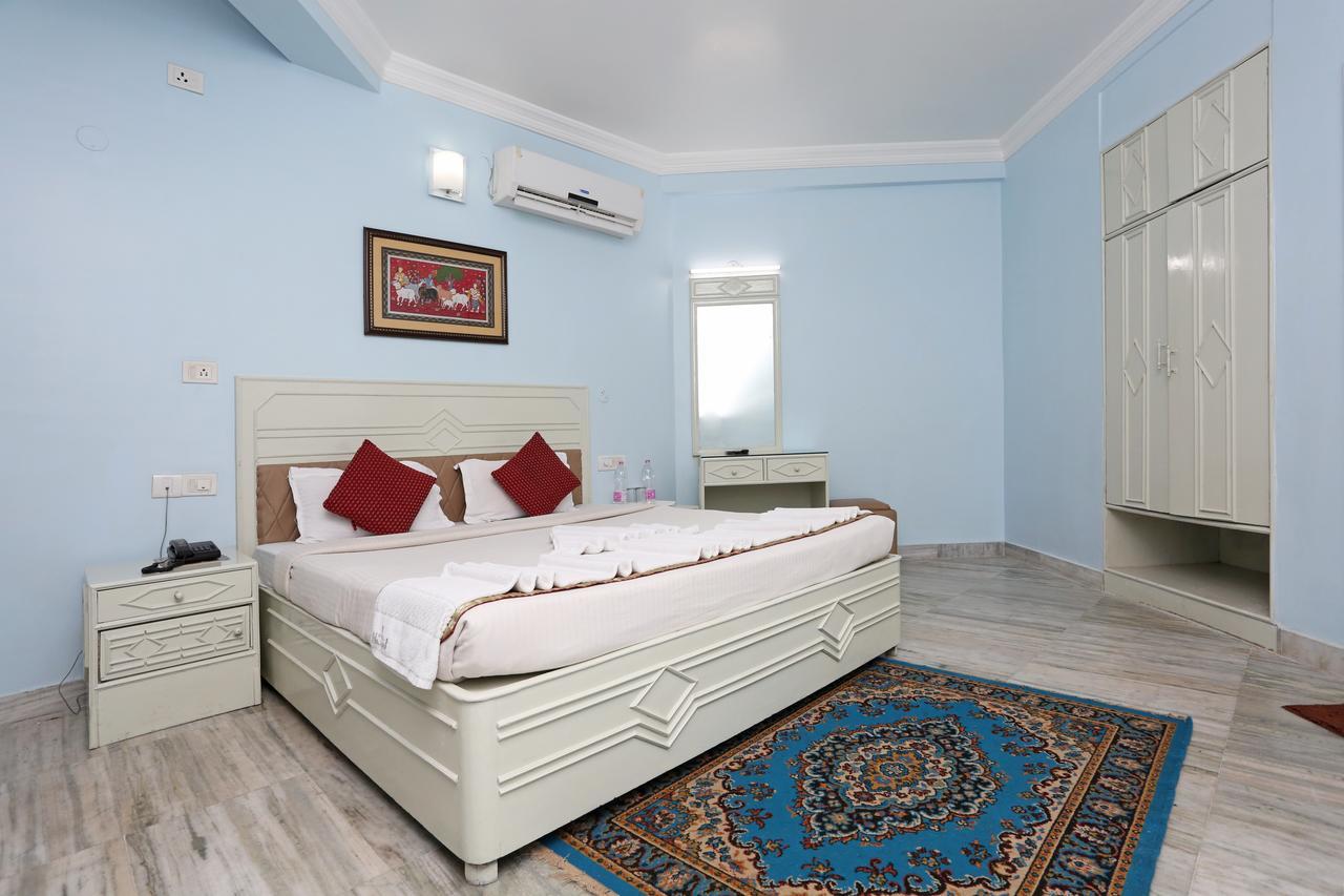 Hotel Niladri Puri Exterior photo