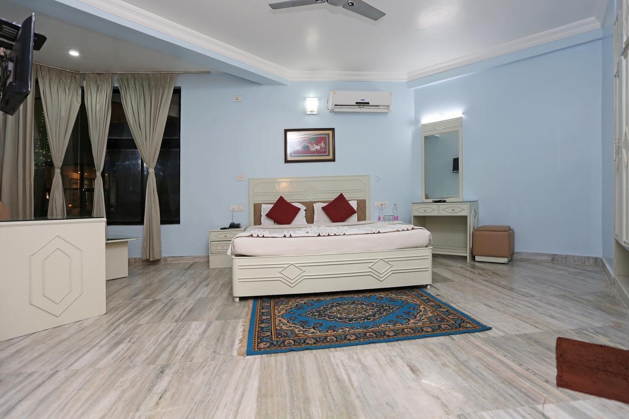 Hotel Niladri Puri Exterior photo
